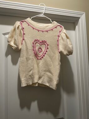 Cream Knit Short-Sleeve Top with Pink Heart Trim